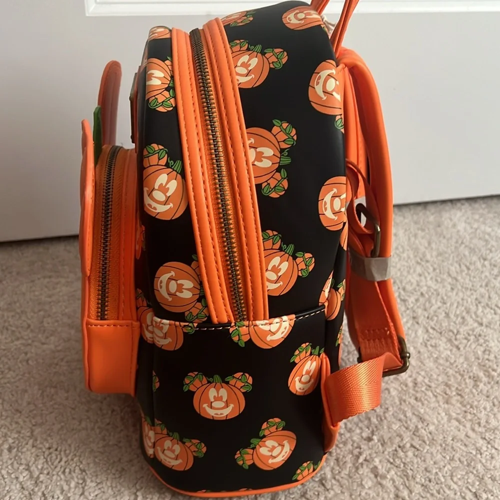 Glow in the Dark Mickey Pumpkin Loungefly - Picture 4 of 10